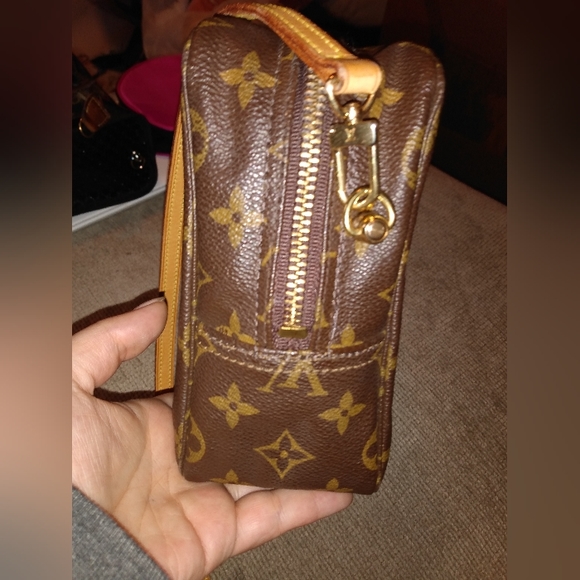 Louis Vuitton crossbody bag - Picture 5 of 16